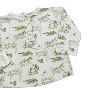 Kate Quinn Graphic Henley tee